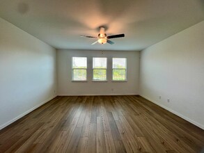 232 Jenkinson Dr in Fate, TX - Building Photo - Building Photo