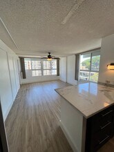 1621 Dole St in Honolulu, HI - Building Photo - Building Photo