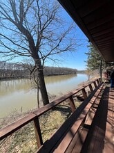 2645 S River Rd in West Lafayette, IN - Foto de edificio - Building Photo