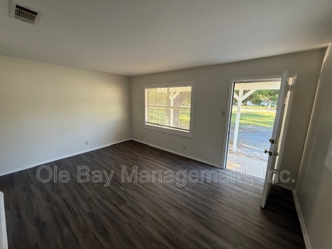 6014 Windy Hill Cir S in Mobile, AL - Building Photo - Building Photo