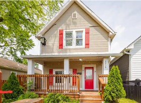 2218 Pleasant St in Indianapolis, IN - Building Photo