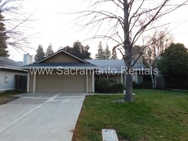 property at 30 Topam Ct