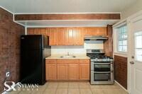 7134 Eastbrook Ave photo'