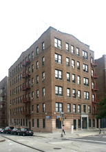 3050 Grand Concourse in Bronx, NY - Foto de edificio - Building Photo