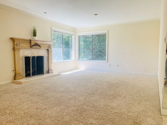 2833 Cedar Wood Pl in Thousand Oaks, CA - Building Photo - Building Photo