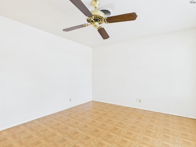 4723 N Shore Dr in Wichita Falls, TX - Building Photo - Building Photo