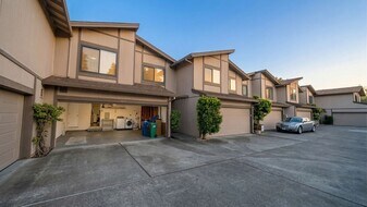 1216 Ballena Blvd in Alameda, CA - Building Photo