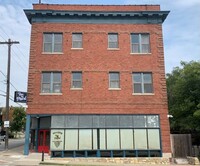 2139 Summit St, Unit 2E in Kansas City, MO - Foto de edificio - Building Photo