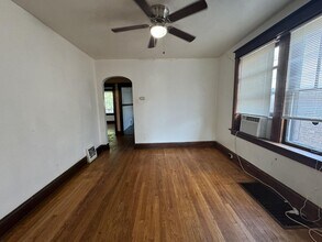 5741 Floy Ave in St. Louis, MO - Building Photo - Building Photo
