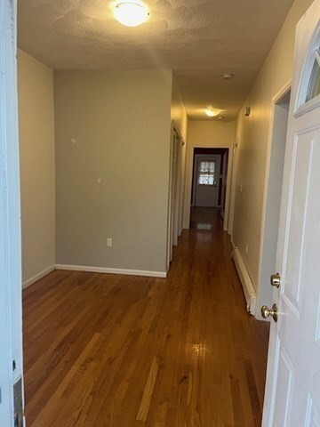 68 Kenmere Rd, Unit #1 in Medford, MA - Building Photo - Building Photo