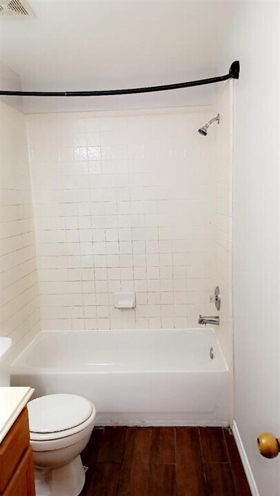 3919 Teal Run Meadows Dr in Fresno, TX - Building Photo