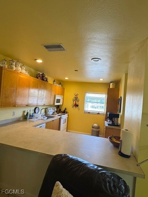 property at 4293 Island Cir