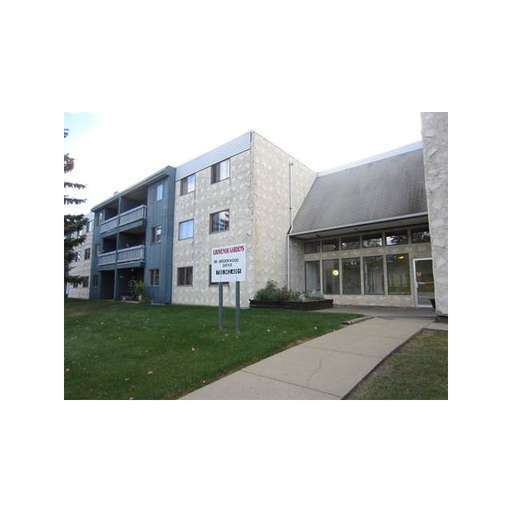 80 Brookwood Dr in Spruce Grove, AB - Building Photo - Building Photo