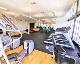 79 SW 12th St, Unit 2302-S in Miami, FL - Building Photo - Building Photo