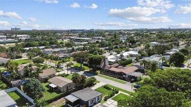 809 NE 4th St in Deerfield Beach, FL - Building Photo - Building Photo