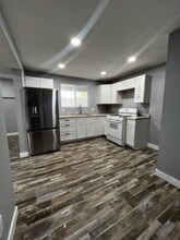 2806 W Melvin St in Phoenix, AZ - Foto de edificio - Building Photo