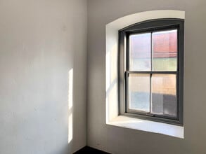 LUNA Lofts in Pittsburgh, PA - Building Photo - Building Photo