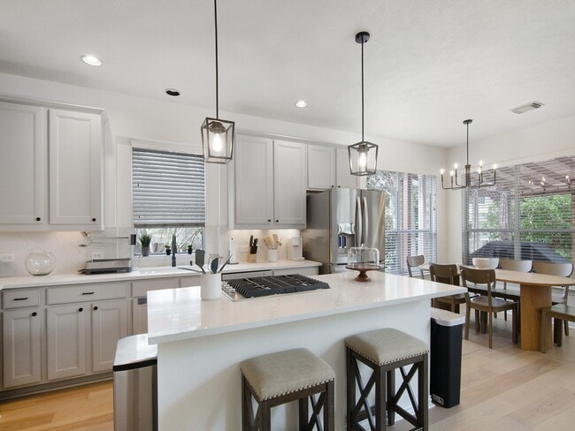 property at 11 Barlow Ct