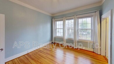 2032 Elizabeth Ave in Winston-Salem, NC - Building Photo - Building Photo