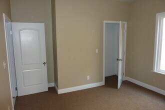 1155 W 36th St in Los Angeles, CA - Building Photo - Building Photo