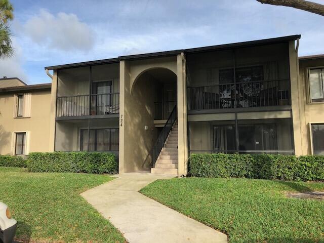 724 Sunny Pine Way