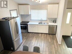 9740 Keele St in Vaughan, ON - Building Photo - Building Photo