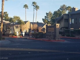 2700 N Rainbow Blvd in Las Vegas, NV - Building Photo