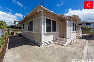 1738 Citron St in Honolulu, HI - Building Photo