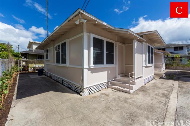 1738 Citron St in Honolulu, HI - Building Photo