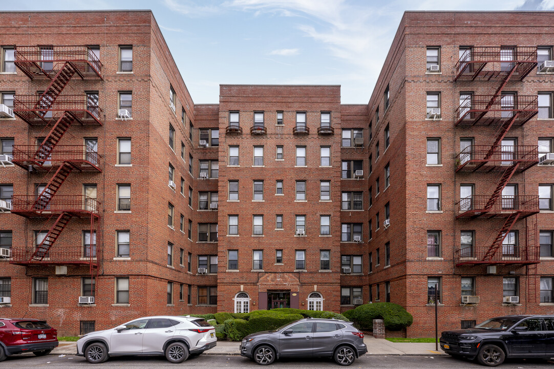 1625 E 13th St in Brooklyn, NY - Building Photo