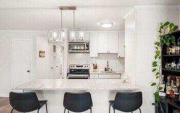 120 W Barre St in Baltimore, MD - Building Photo - Building Photo