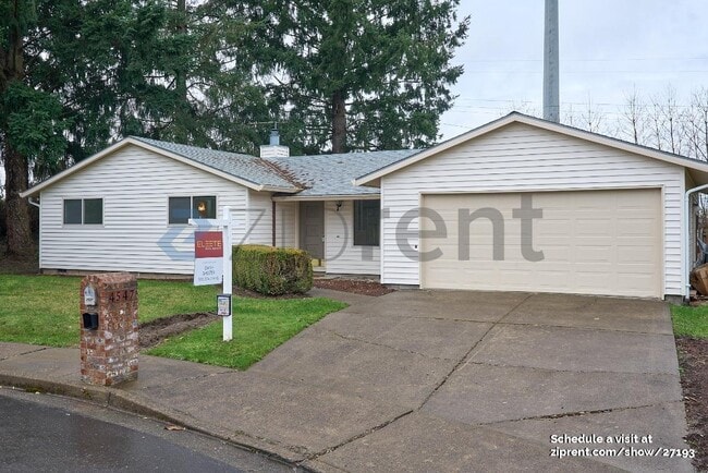 4547 NW Tumalo Ct in Portland, OR - Building Photo - Building Photo