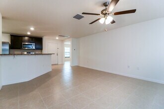 4176 High Ridge Ave in Spring Hill, FL - Building Photo - Building Photo