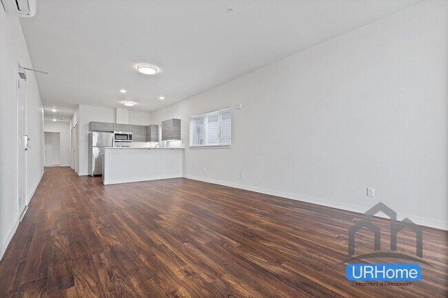 Hollywood 12 in Portland, OR - Foto de edificio - Building Photo