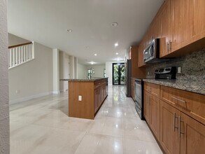 281 Bella Sol Way in West Palm Beach, FL - Foto de edificio - Building Photo