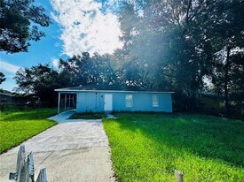 2927 Dudley Dr in Bartow, FL - Building Photo