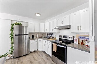 1616 Kewalo St in Honolulu, HI - Building Photo - Building Photo