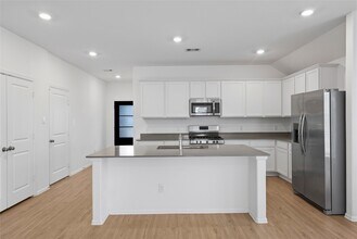 3705 Paloma Fls Ln in Rosenberg, TX - Building Photo - Building Photo