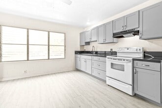 1630 Monte St in Honolulu, HI - Building Photo - Building Photo