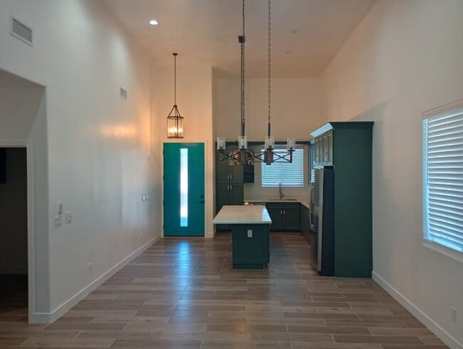 907 N D St in Eloy, AZ - Building Photo - Building Photo