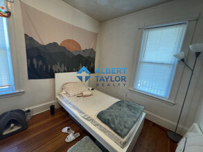 528 Cambridge St, Unit 1 in Boston, MA - Building Photo - Building Photo