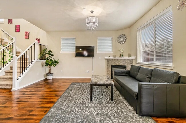 1818 144th Ln SW in Lynnwood, WA - Foto de edificio - Building Photo