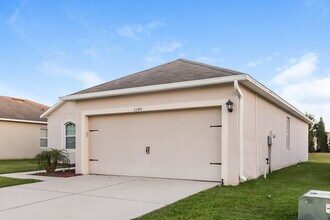 3340 Tawny Grove Pl in Lakeland, FL - Building Photo - Building Photo