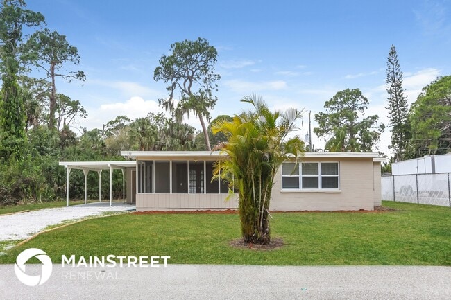 property at 739 Palmetto St