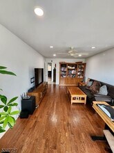 48 Edgefield Dr in Morris Plains, NJ - Building Photo - Building Photo