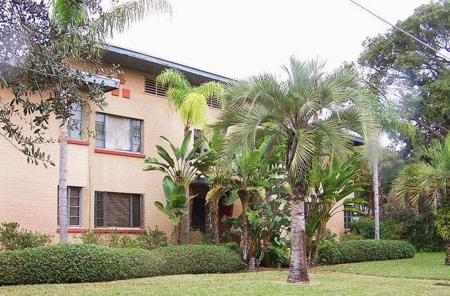 property at 828 Laurel Ave