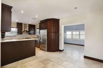 1545 Baracoa Ave in Coral Gables, FL - Building Photo - Building Photo