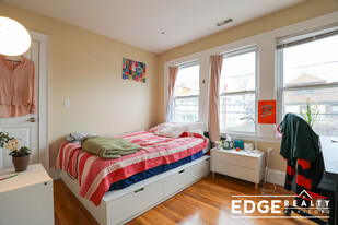 24 Matchett St, Unit 2 in Boston, MA - Foto de edificio - Building Photo