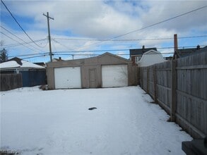 13510 Sherry Ave in Cleveland, OH - Building Photo - Building Photo
