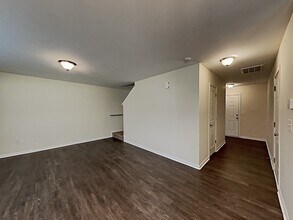 627 Stillgreen Ln in Charlotte, NC - Building Photo - Building Photo